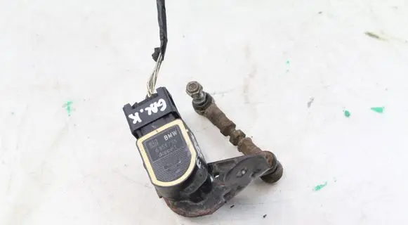 BMW X5M E70 Rear air suspension level height sensor 6859267 6853753