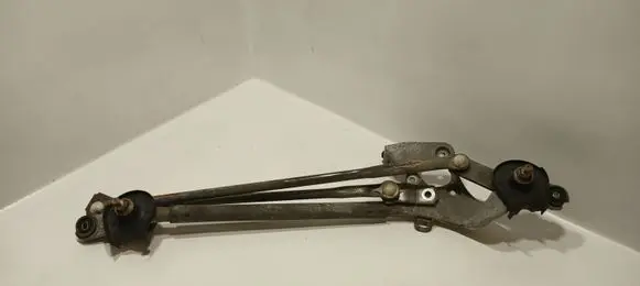 Toyota RAV 4 (XA30) Front wiper linkage 