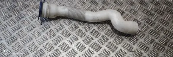 Mercedes-Benz CLS C218 X218 Window washer liquid tank fill tube 1718690108