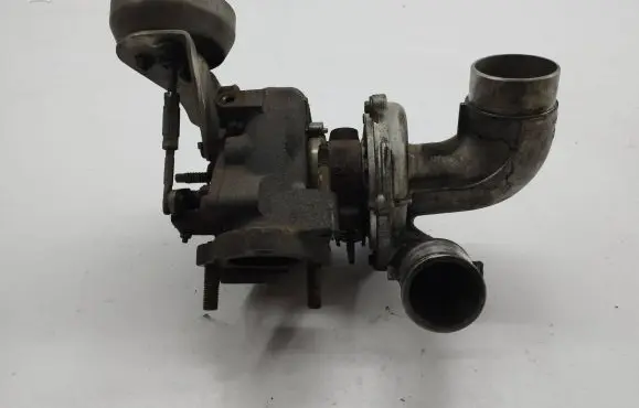 Toyota Corolla Verso AR10 Turbo E1151V4 0A0466