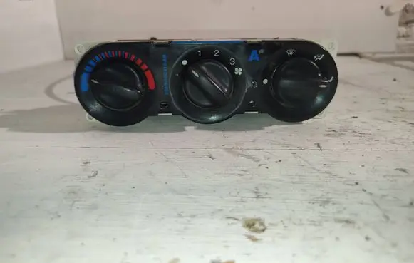 Ford Escort Climate control unit 95ab18c419 95aw18k309