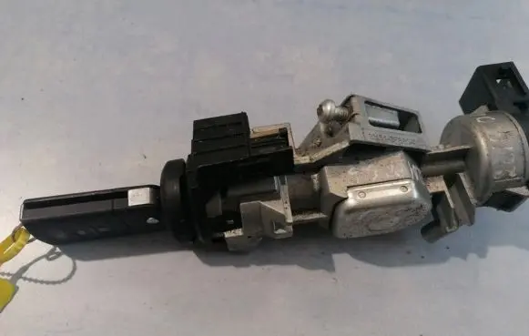 Mazda 3 I Ignition lock 3M513F880AC 3M51-3F880-AC