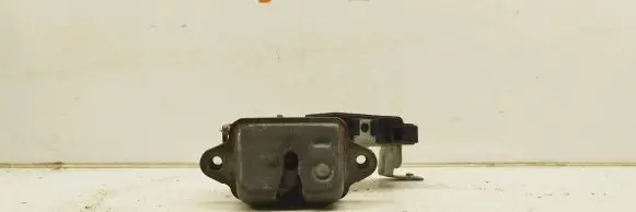 Subaru Outback Tailgate/trunk/boot lock/catch/latch