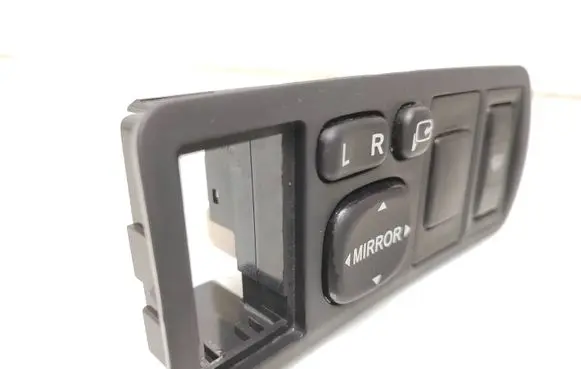 Toyota Avensis T250 Wing mirror switch 183575 156762 777669