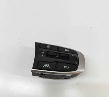 KIA Sportage Steering wheel buttons/switches 96720P1170WK 96720P1170