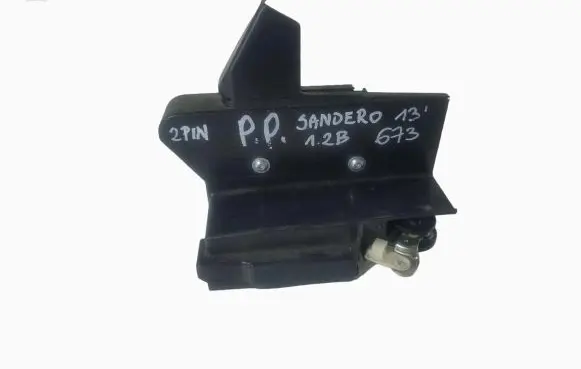 Dacia Sandero Front door lock