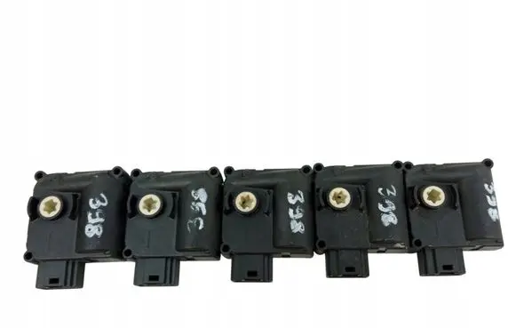 Audi A8 S8 D3 4E Air flap motor/actuator 4E0820511
