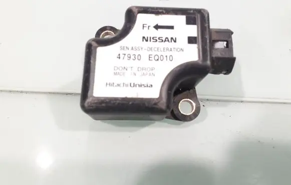 Nissan X-Trail T30 ESP acceleration yaw rate sensor 47930EQ010