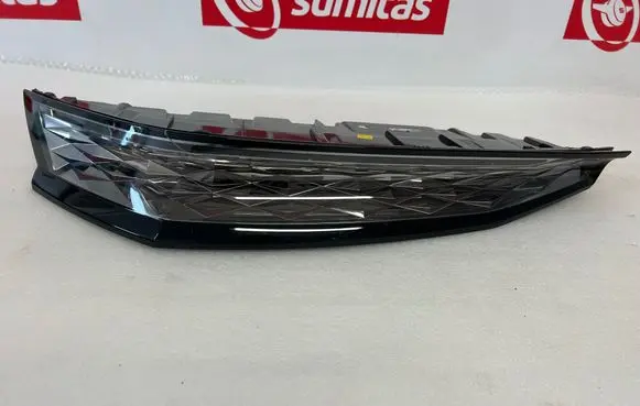 Citroen DS7 Crossback Tailgate rear/tail lights 9841320480 00227597 A002ZH