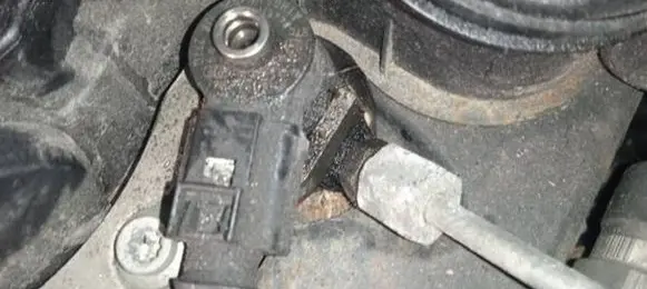 Volkswagen PASSAT B7 Fuel injector 0445110647 03L130277Q