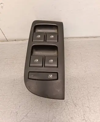 Opel Zafira C Electric window control switch 13305009