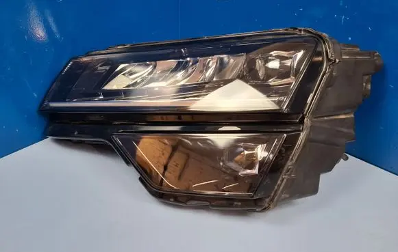 Skoda Karoq Headlight/headlamp 57B941015D 0021590402