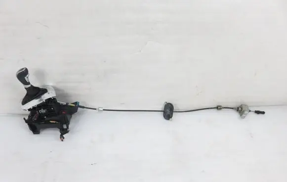 Opel Mokka Gear shifter/selector 95371596