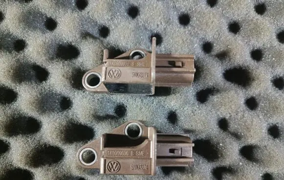 Volkswagen Golf V Turbo solenoid valve 1K0906627B