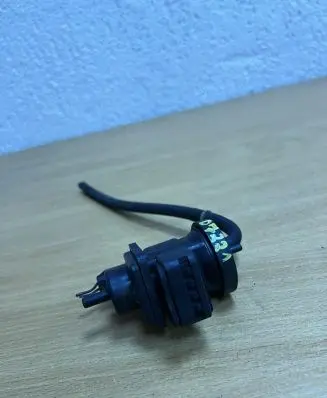 Mercedes-Benz C W203 EGR valve A0005450427 D7221