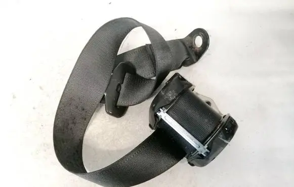 Fiat Croma Middle seatbelt (rear) 33053986a