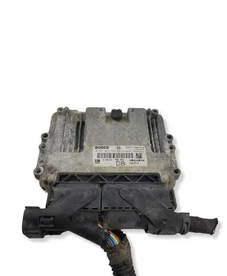 Opel Astra H Engine control unit/module 0281012694 8980135190 55560810