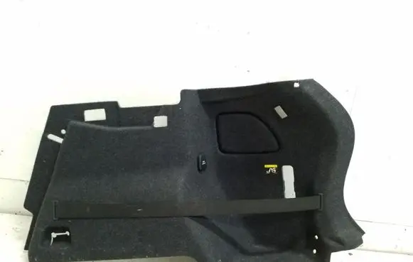 Trunk/boot side trim panel