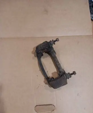 Mercedes-Benz C W203 Front Brake Caliper Pad/Carrier 