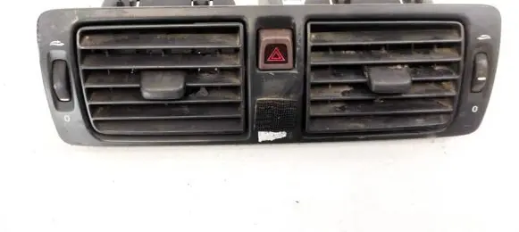 Volvo V50 Dash center air vent grill Y01144