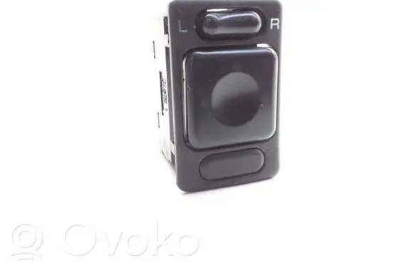 Subaru Forester SF Wing mirror switch