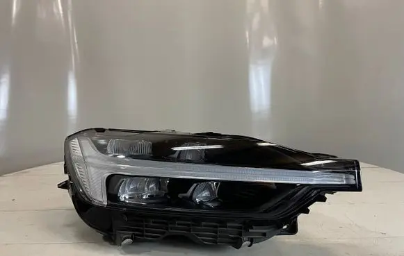 Volvo XC60 Headlight/headlamp 32342507