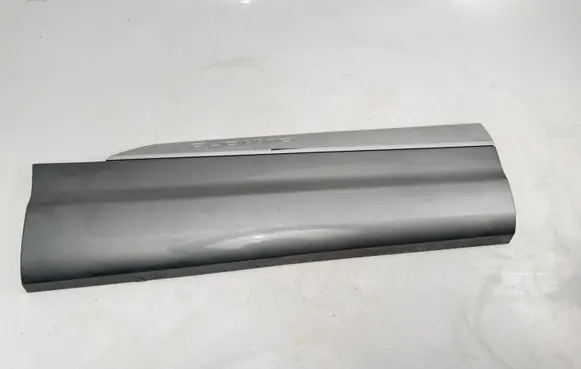 Audi Q7 4M Rear door trim (molding) 4M0853970F 4M0853970G