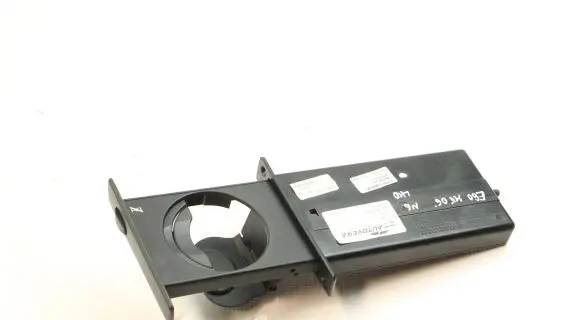 BMW 5 E60 E61 Cup holder 7047145