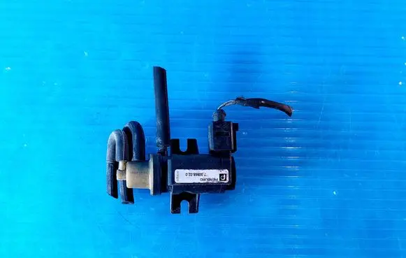 Volkswagen Crafter Turbo solenoid valve 700868020 7008680