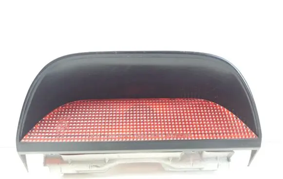 Nissan Primera Third/center stoplight 4460
