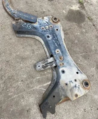 Nissan NV200 Front subframe