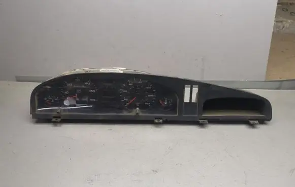 Audi A6 S6 C4 4A Speedometer (instrument cluster) 4A1919033CL