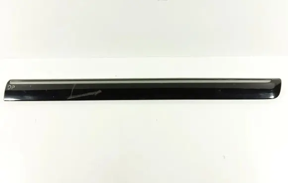 Suzuki XL7 I Front door trim (molding) 7752052D00