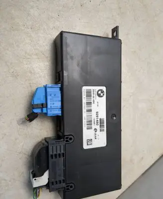 BMW 5 F10 F11 Gateway control module 9291450 1670320 124961