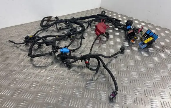 Renault Clio IV Engine installation wiring loom 127115049R P240115049R