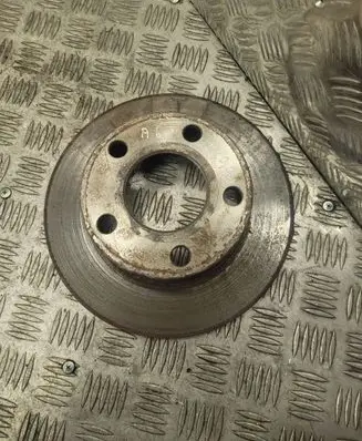Audi A6 S6 C5 4B Rear brake disc