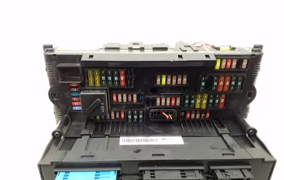 BMW 5 F10 F11 Fuse module 923442101