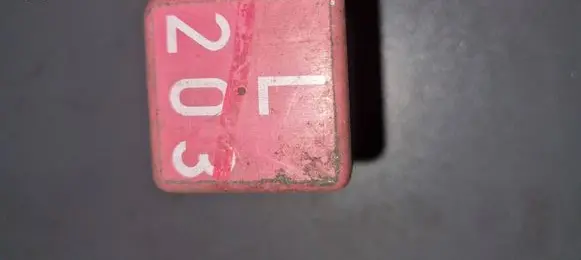 Volvo S70 V70 V70 XC Other relay 9140663