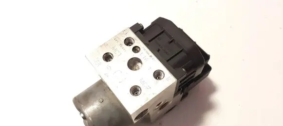 Nissan Patrol Y61 ABS Pump 47660VC300 11000031320 49150441