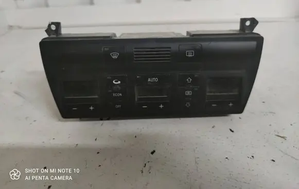 Audi A6 S6 C5 4B Climate control unit 4B0820043F 5HB00760400 0540001
