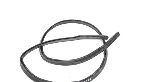 Mercedes-Benz R W251 Engine compartment rubber 