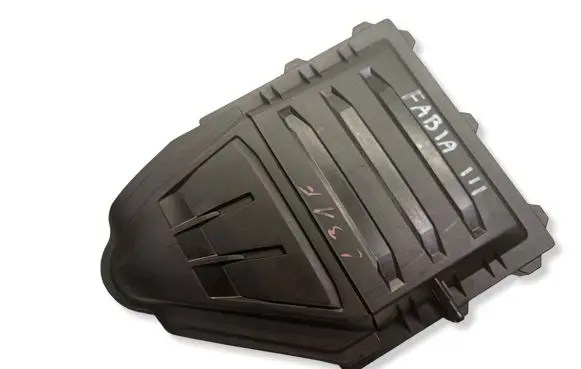 Skoda Fabia Mk3 (NJ) Air filter box 04C129620A