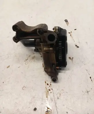 Volkswagen Cross Polo Oil pump 03F103669A PA66GF25