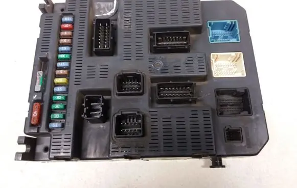 Peugeot 308 Comfort/convenience module 9663798180