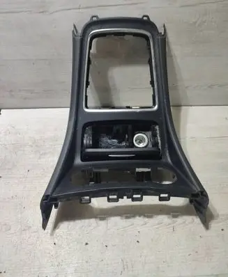 Mercedes-Benz GLA W156 X156 Ashtray (front) A1768100179 1234211F 1234211E