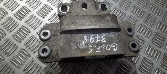 Volkswagen Golf V Engine mount bracket 1K0199555