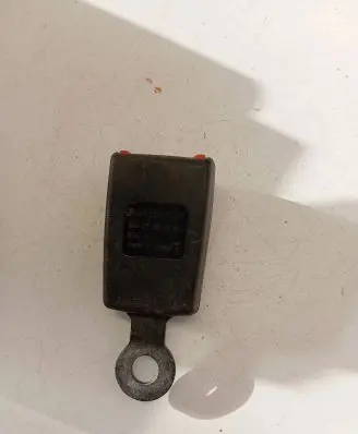 Mercedes-Benz Vito Viano W639 Front seatbelt buckle 9018601169