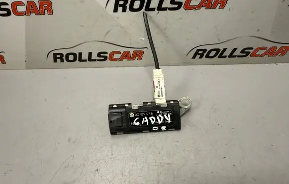 Volkswagen Caddy Aerial antenna amplifier 2K0035577B