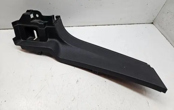 Skoda Superb B8 (3V) (D) pillar trim (bottom) 3V9868223