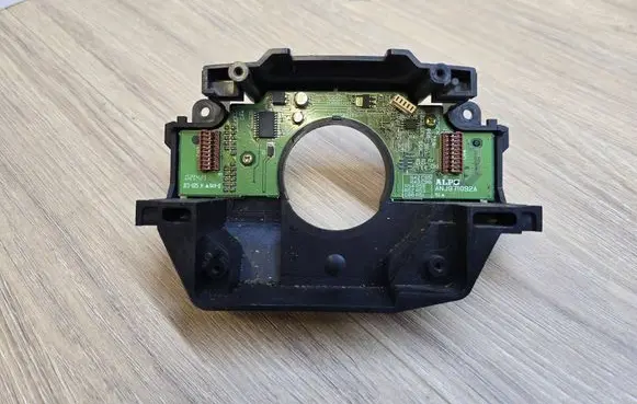 Volvo XC90 Steering angle sensor 8685372